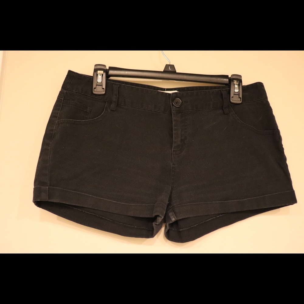 Forever 21 black shorts